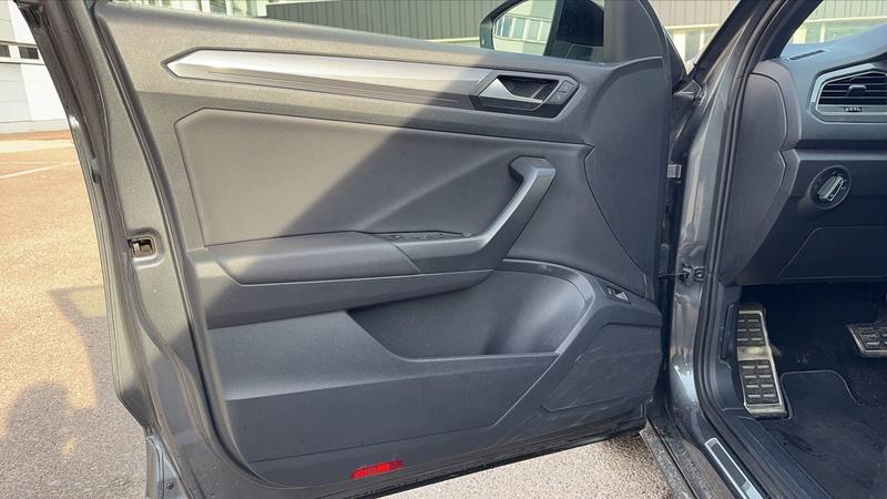 Volkswagen t-Roc 1.5 Tsi 150 Dsg7 R-Line