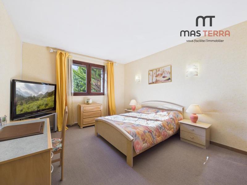 Villa - 168 m² - 6 pièces