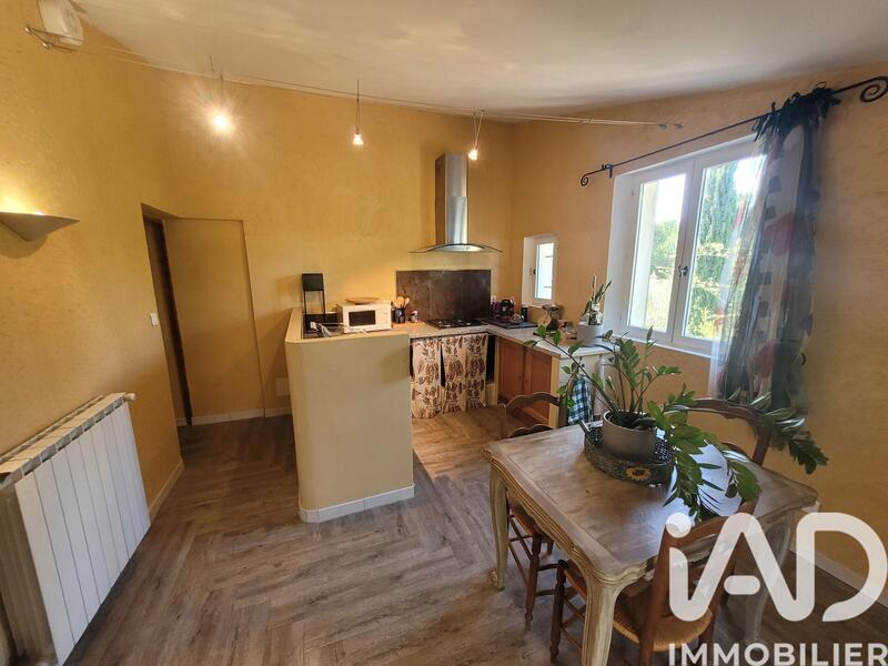 Maison - 445 m² - 16 pièces