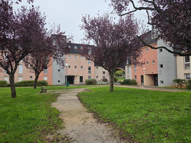 Appartement - 101 m² - 5 pièces