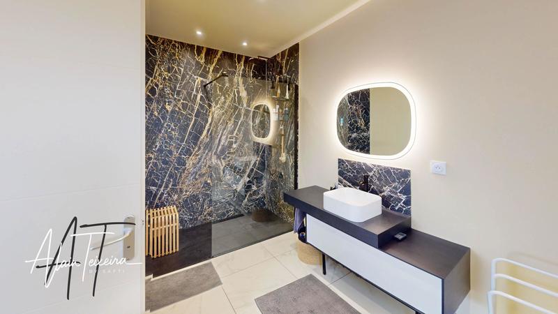 Maison - 143 m² - 5 pièces