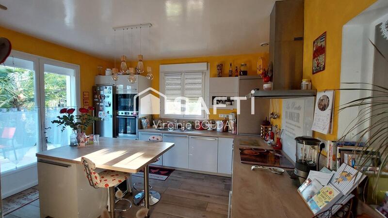 Maison - 170 m² - 7 pièces