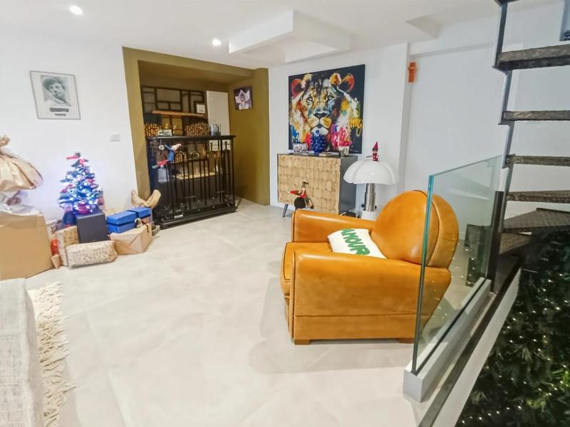 Maison - 90 m² - 3 pièces