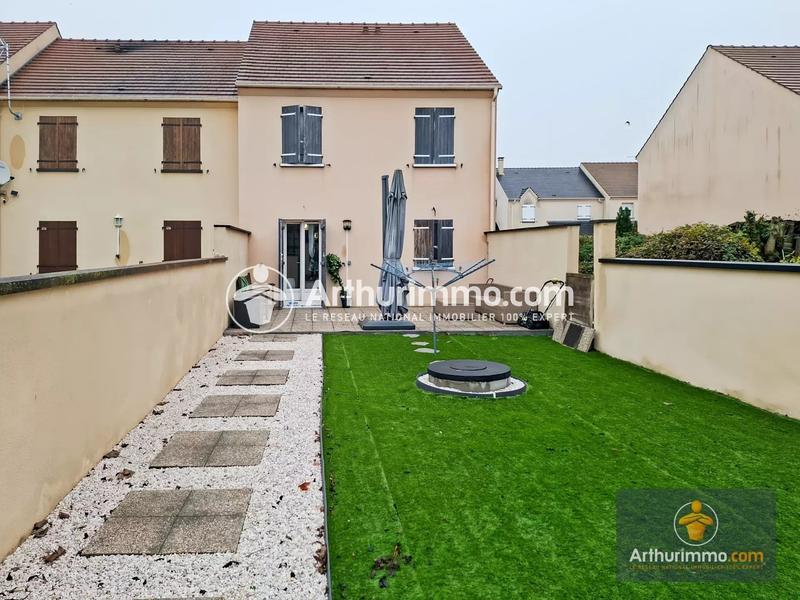 Maison - 96 m² - 5 pièces