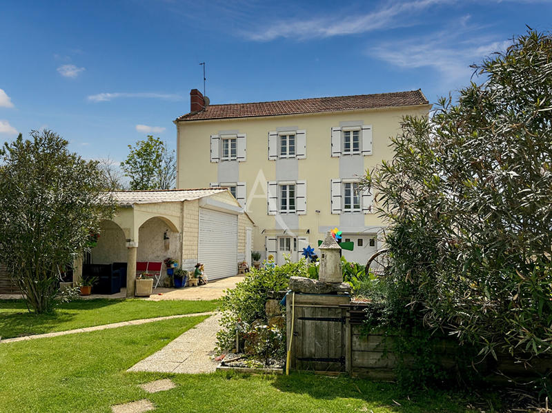 Maison - 162 m² - 6 pièces