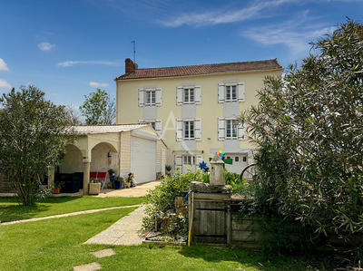 Maison - 162 m² - 6 pièces