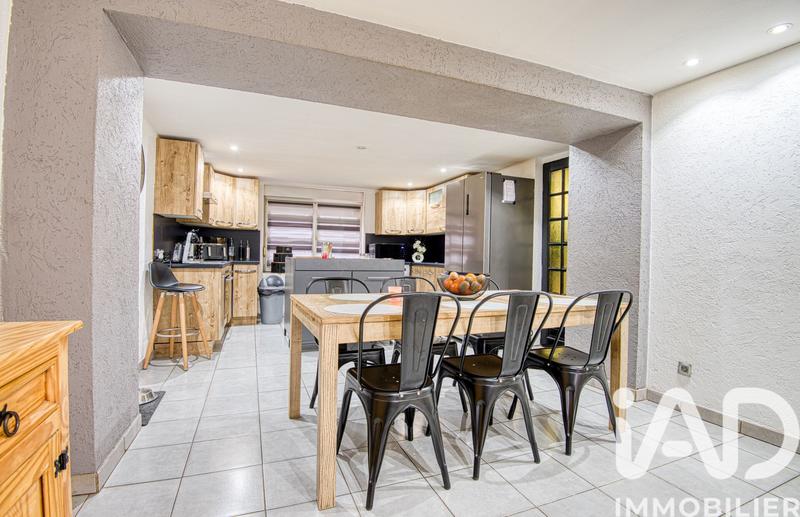 Maison - 130 m² - 5 pièces