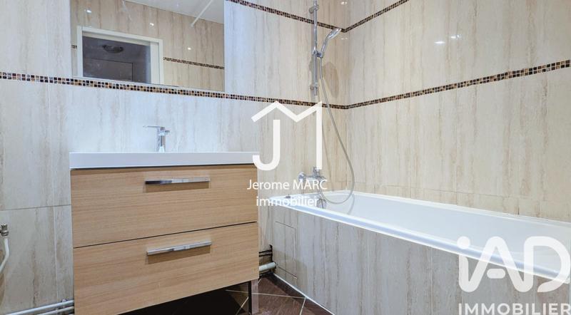 Appartement - 81 m² - 4 pièces