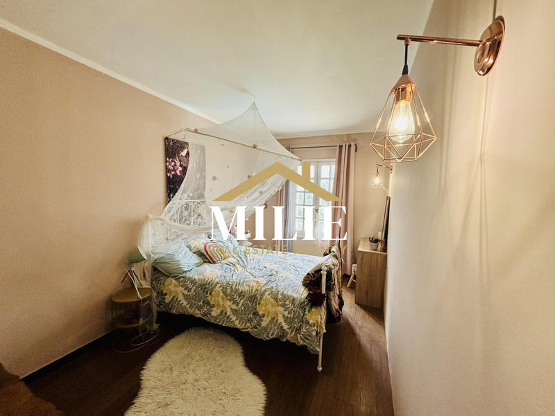 Villa - 350 m² - 10 pièces