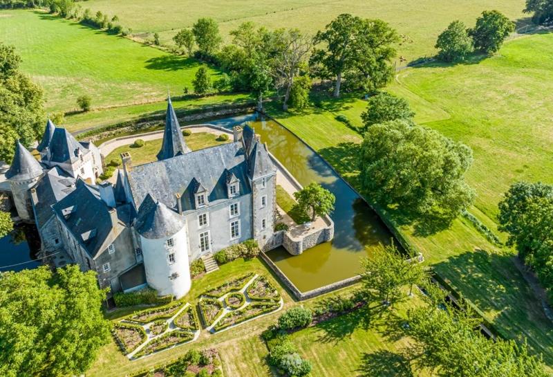 Manoir - 620 m² - 20 pièces