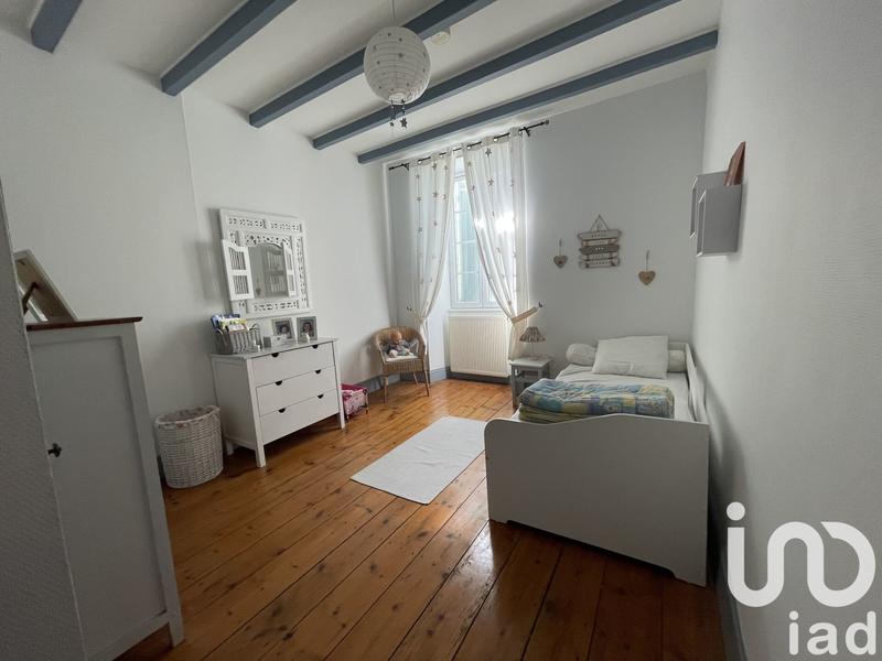 Maison - 427 m² - 18 pièces