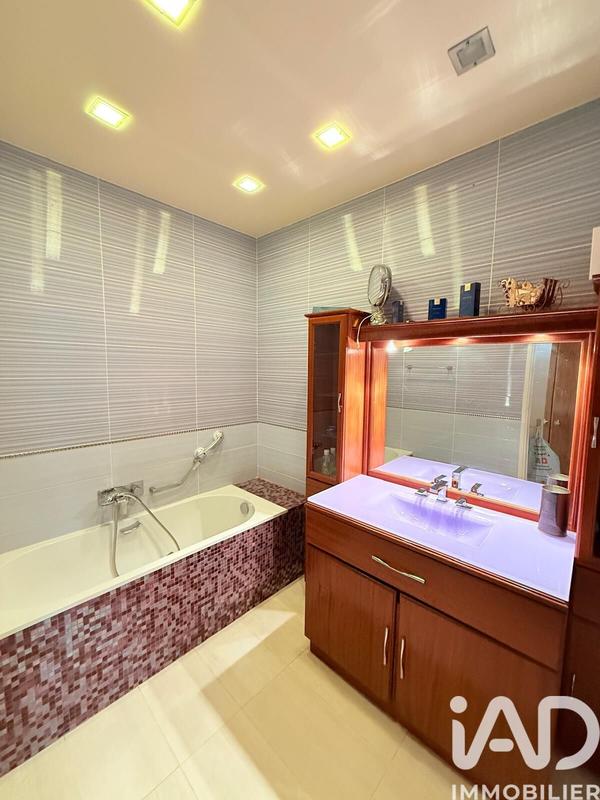 Appartement - 122 m² - 5 pièces