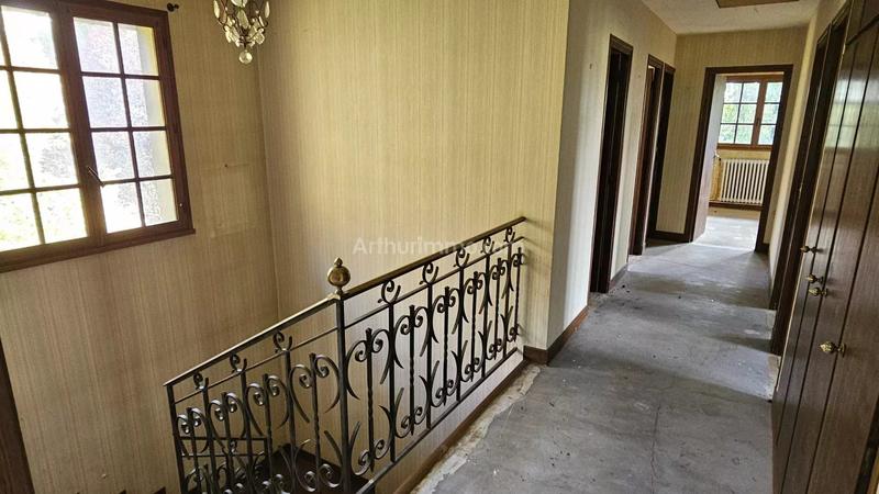 Maison - 161 m² - 7 pièces