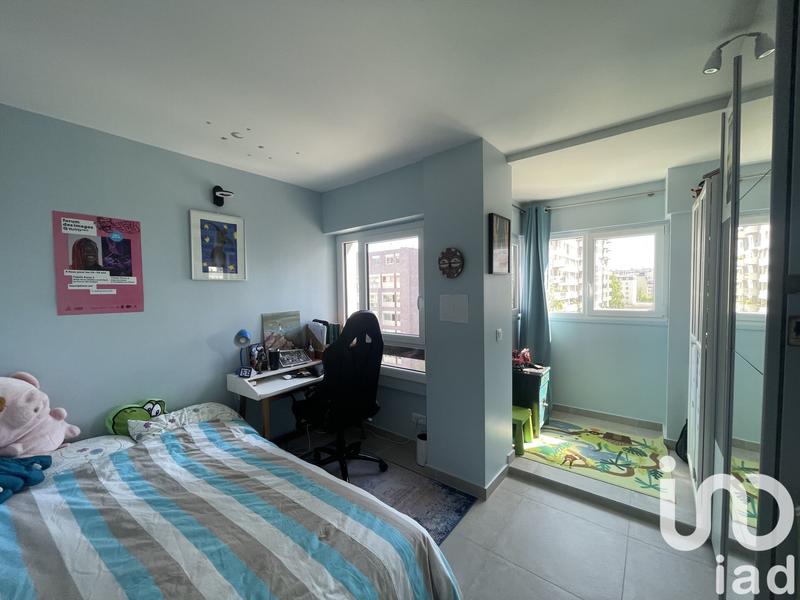 Appartement - 87 m² - 5 pièces