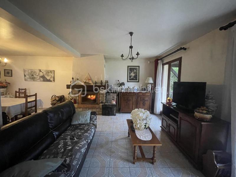 Maison - 123 m² - 7 pièces