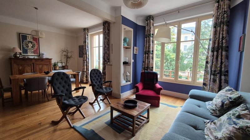 Appartement ancien - 113 m² - 6 pièces