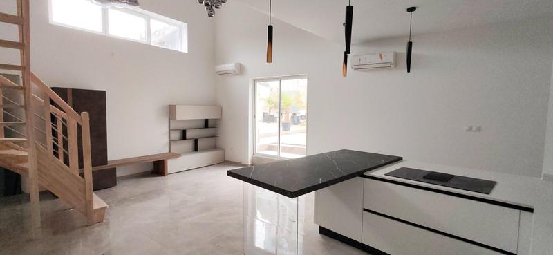 Appartement - 80 m² - 2 pièces