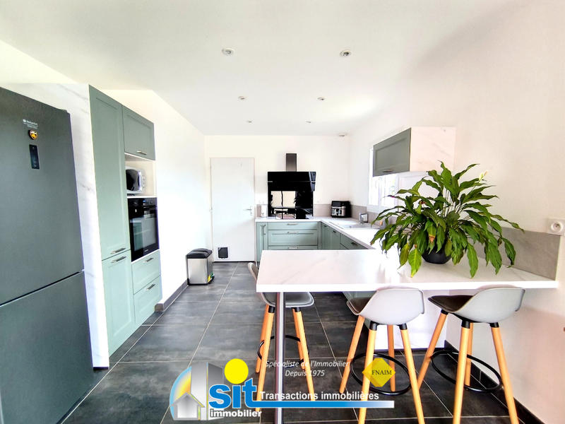 Maison - 105 m² - 5 pièces