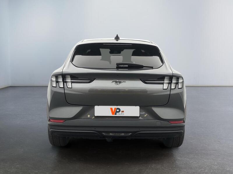Ford Mustang Mach-E Standard Range 76 kWh 269 ch