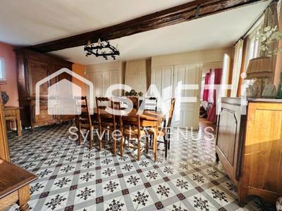 Maison - 153 m² - 8 pièces