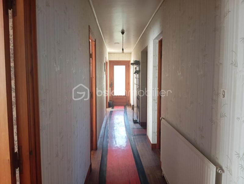 Maison traditionnelle - 97 m² - 6 pièces