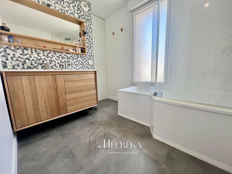 Maison - 88 m² - 4 pièces