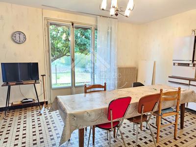 Maison - 85 m² - 5 pièces