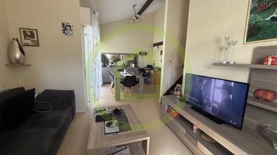 Maison - 96 m² - 6 pièces