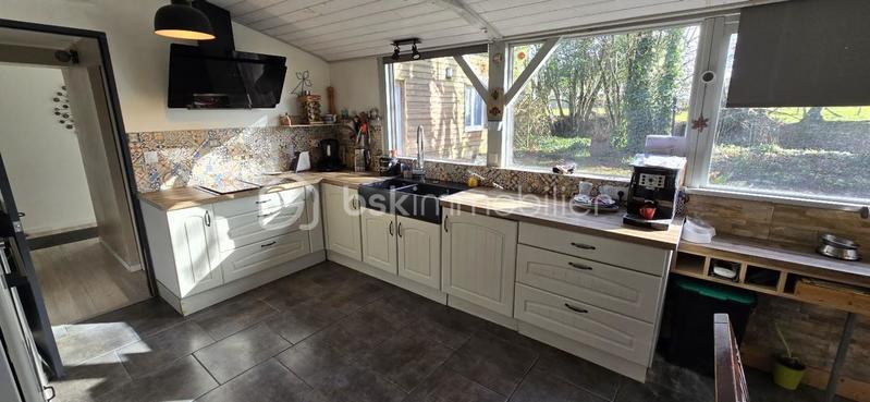 Maison - 176 m² - 6 pièces