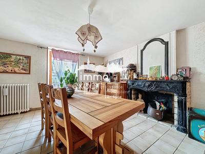 Maison - 163 m² - 6 pièces
