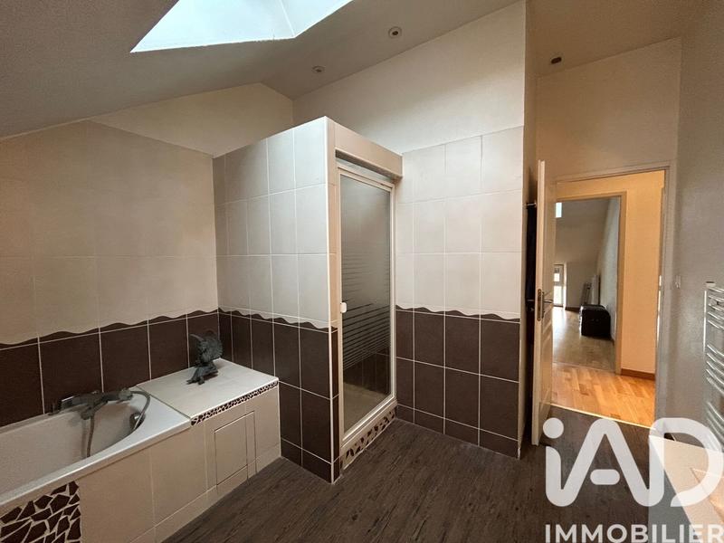 Appartement - 82 m² - 4 pièces