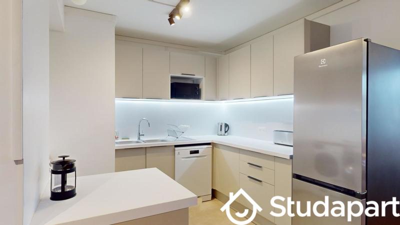 Chambre - 9 m² - 1 pièce