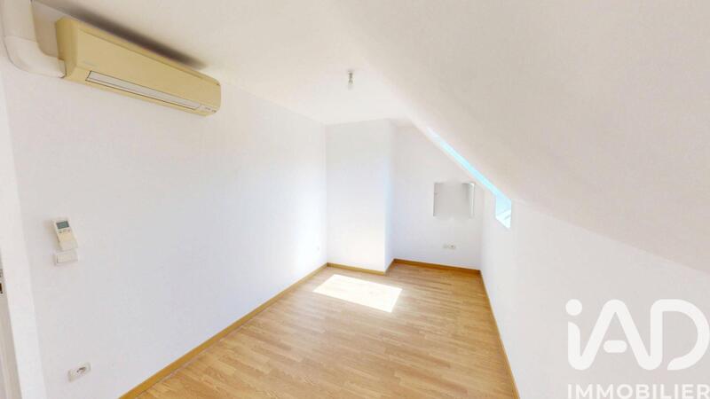 Maison - 111 m² - 5 pièces