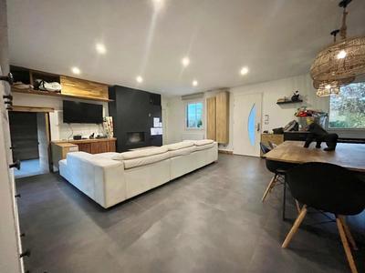 Maison - 145 m² - 6 pièces