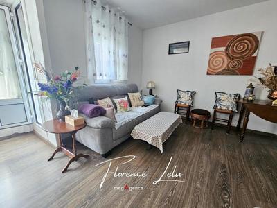 Appartement - 80 m² - 4 pièces