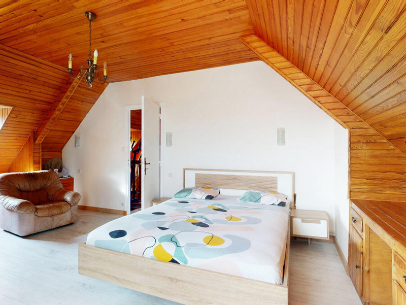 Viager - Maison - 170 m² - 8 pièces