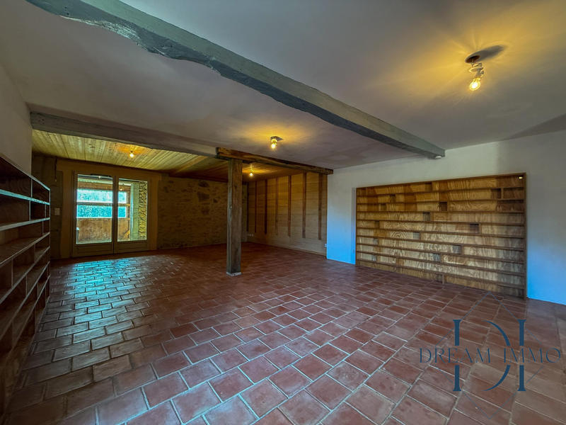 Maison - 196 m² - 5 pièces