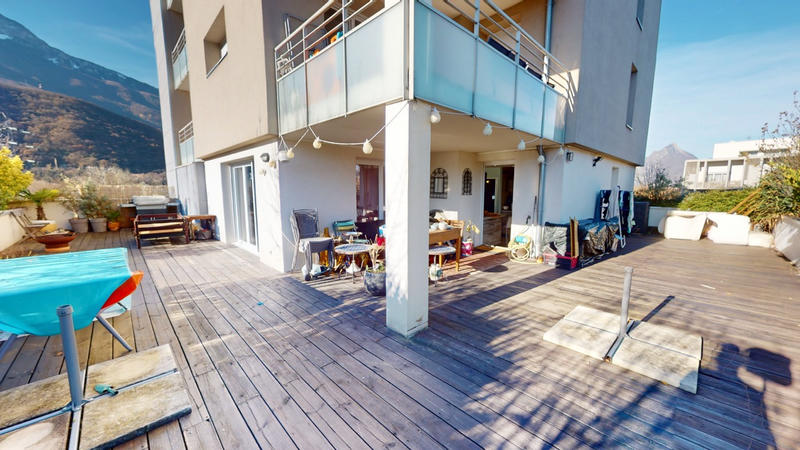 Appartement - 116 m² - 5 pièces