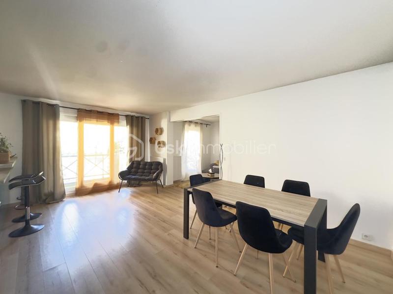 Appartement - 82 m² - 4 pièces