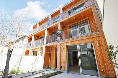 Maison - 97 m² - 5 pièces