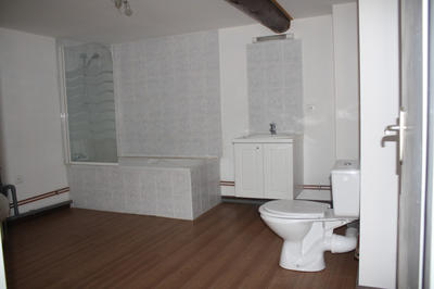 Appartement - 140 m² - 5 pièces