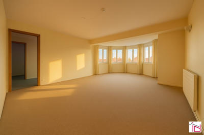 Appartement - 81 m² - 3 pièces