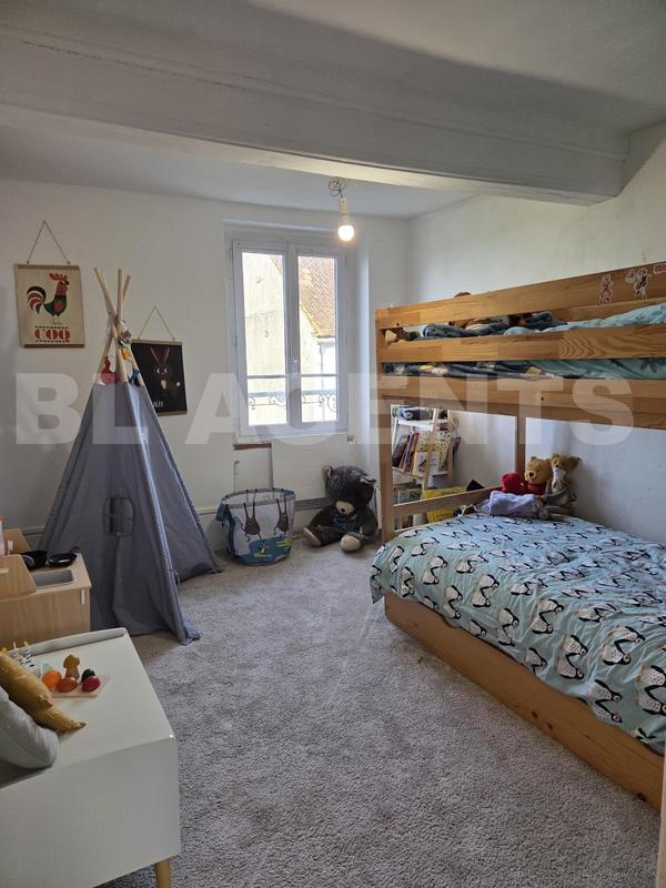 Maison - 100 m² - 5 pièces