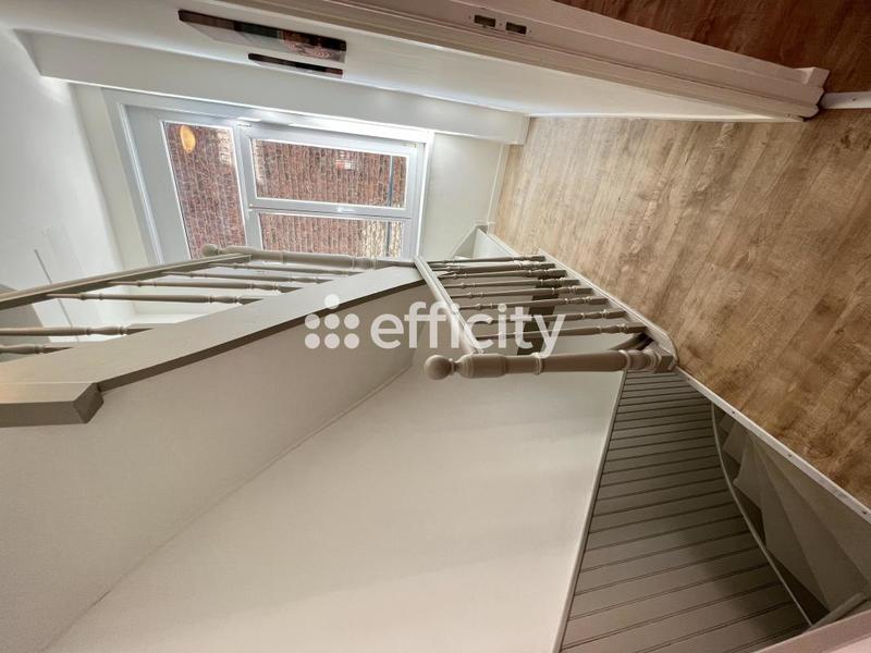 Immeuble - 109 m² - 6 pièces