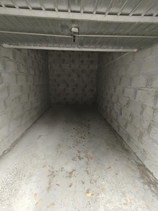 Parking / Garage - 16 m²