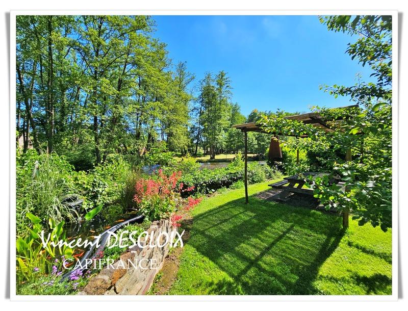 Maison de village - 280 m² - 10 pièces