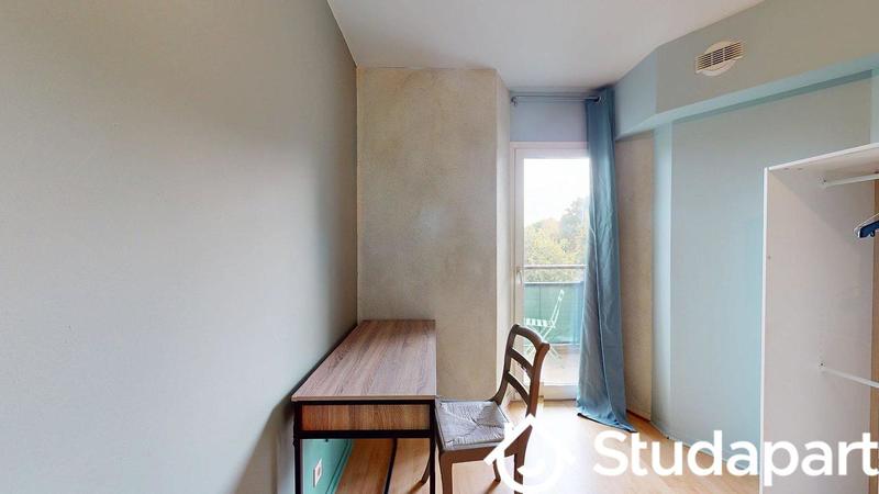 Chambre - 9 m² - 1 pièce