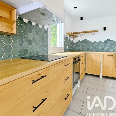 Maison - 97 m² - 4 pièces