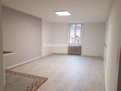 Appartement - 80 m² - 3 pièces