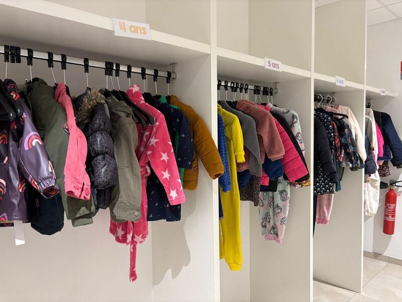 Bourse vêtements -puériculture - grossesse